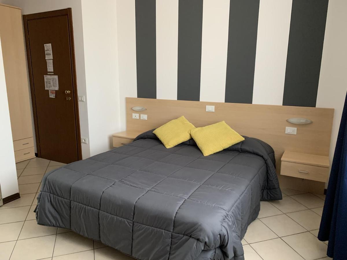 Bussana Hotel 3*